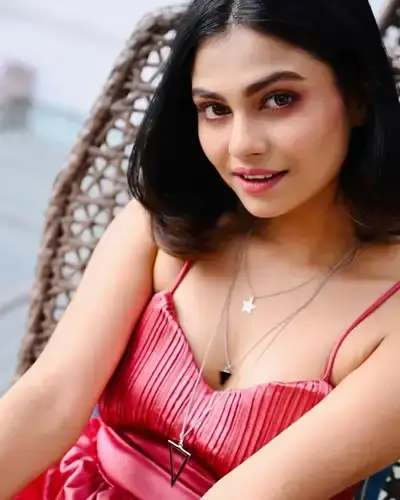 Call Girls Service in Kosya Kutauli